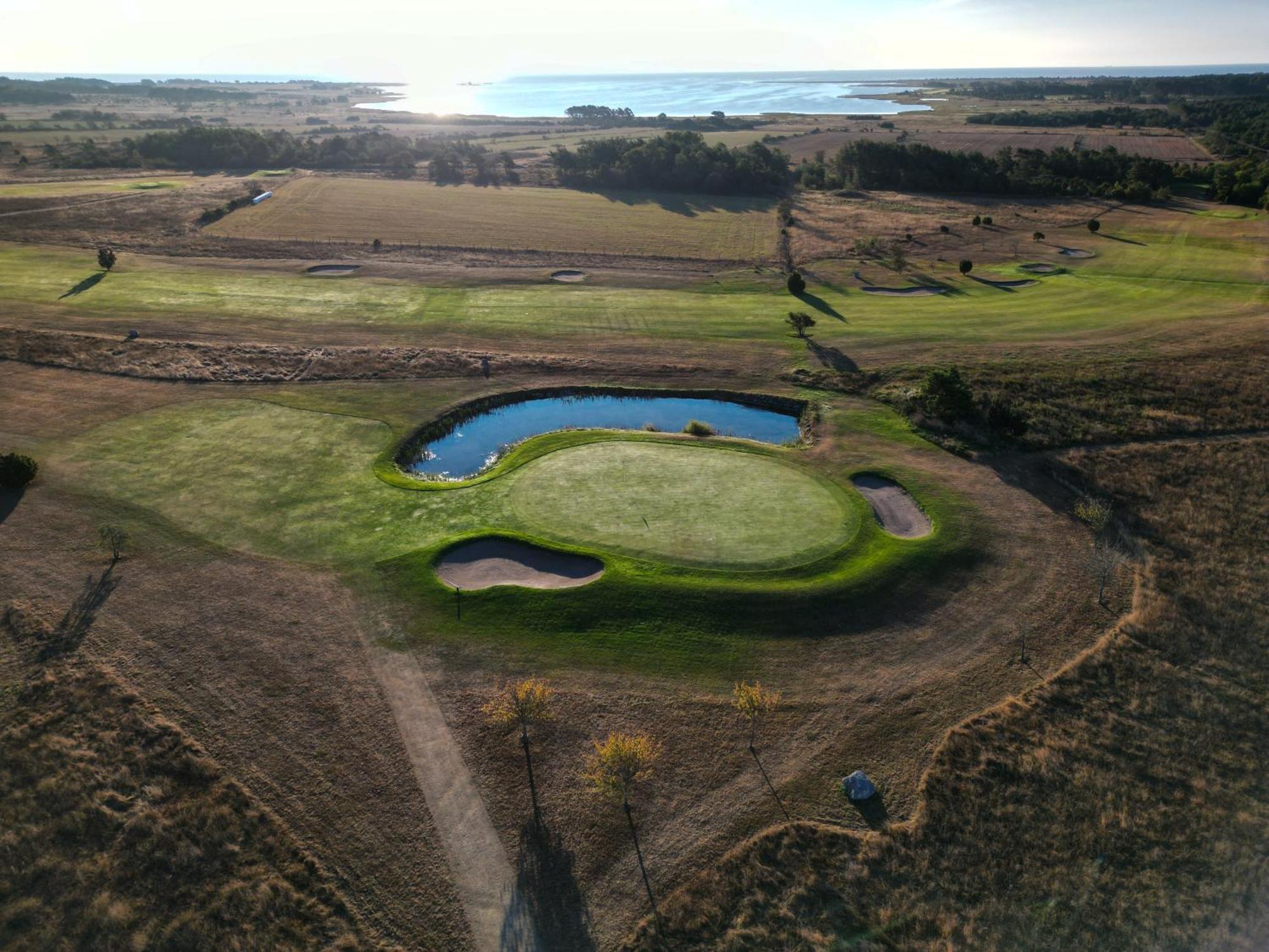 Naer Golfklubb Stugbyn Hotel Ljugarn Eksteriør billede
